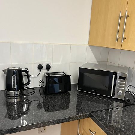 Kettering Service Accomodation 2Brh Freeparking Wifi Smart Tv Tea & Coffee Экстерьер фото
