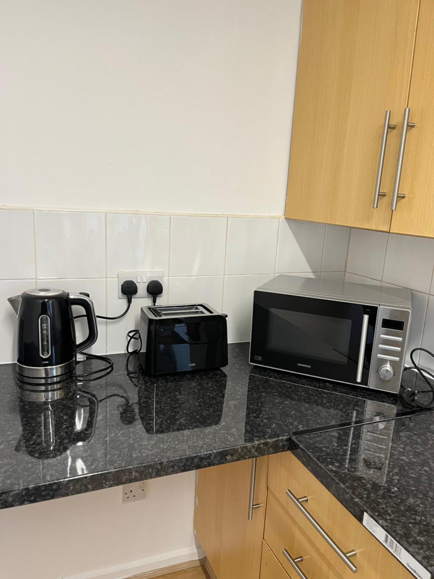 Kettering Service Accomodation 2Brh Freeparking Wifi Smart Tv Tea & Coffee Экстерьер фото
